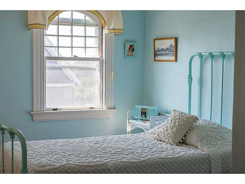 20 Plimpton Rd, Westerly, RI, 02891, Watch Hill Mott & Chace Sotheby