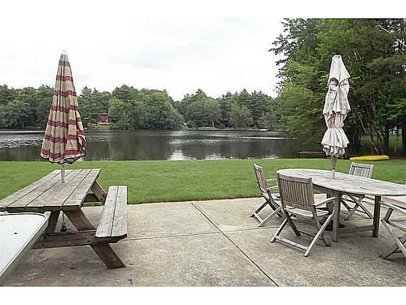 28 ISLAND DR, Coventry, RI, 02816, Johnsons Pond Mott & Chace Sotheby